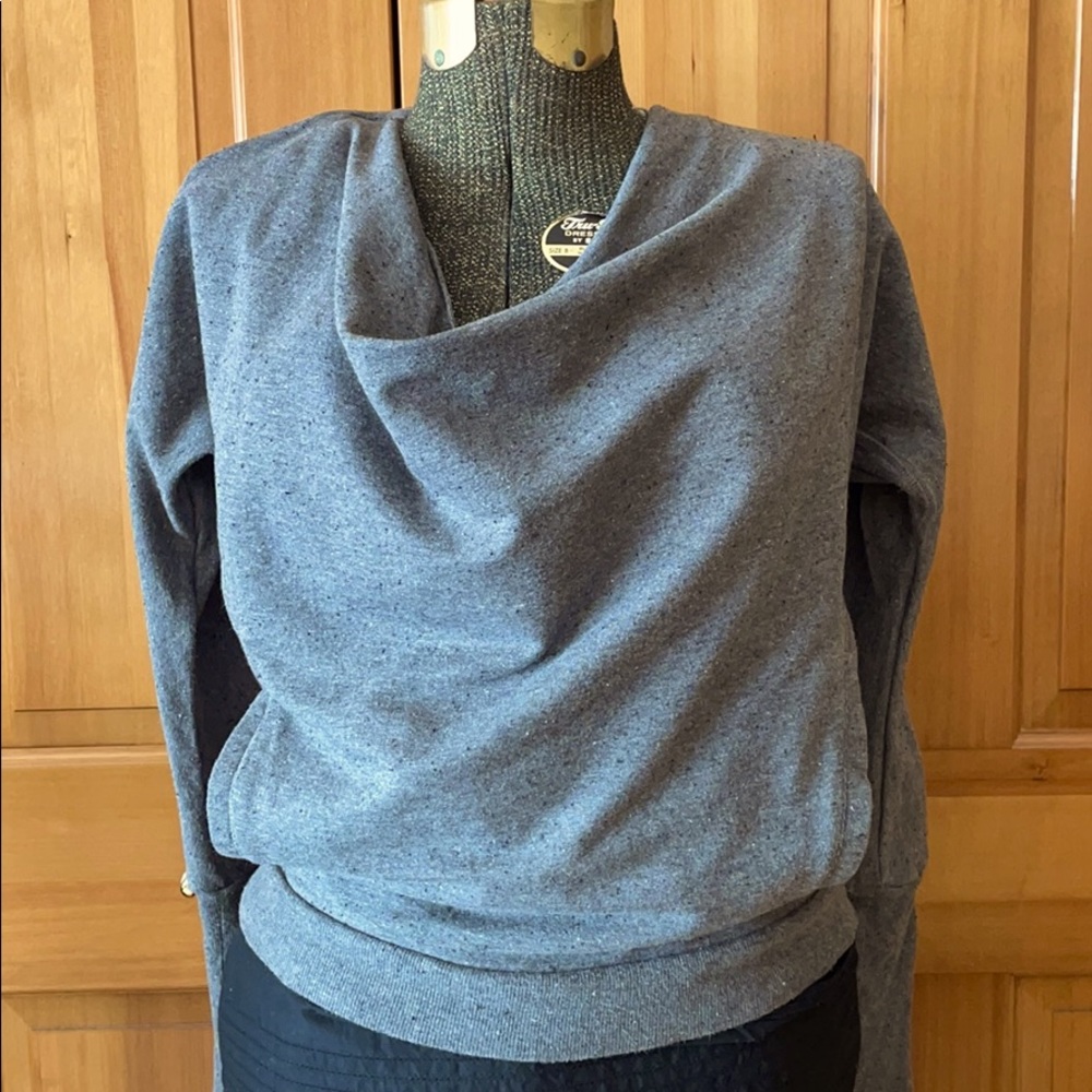 ALO Keyhole Top